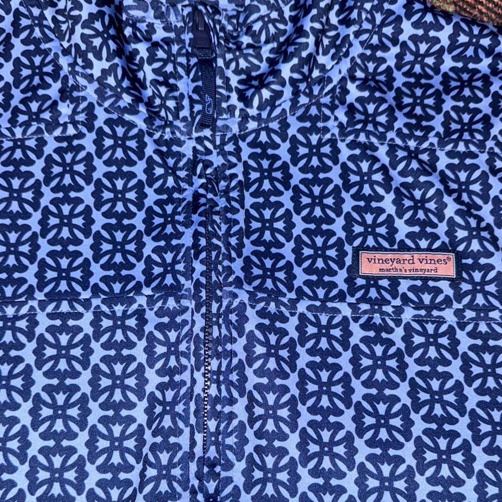 Vineyard Vines Navy Patterned Pullover - image 3